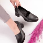 کفش زنانه چرم طبیعی گاوی طرح مارال