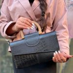 کیف چرم دخترانه زنانه تمام چرم طبیعی گاوی طرح نیلا