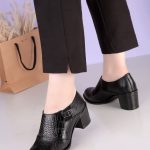 کفش زنانه چرم طبیعی گاوی مدل گیلانه